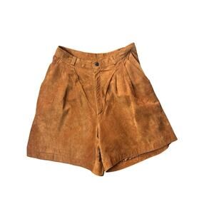 The limited seude highwaisted shorts size 8